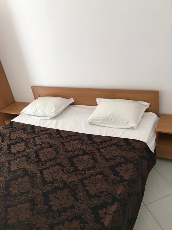 Adonai Apartments نيسيبار المظهر الخارجي الصورة
