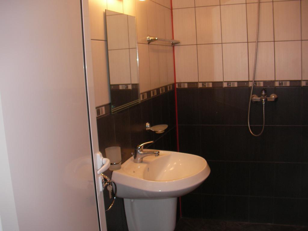 Adonai Apartments نيسيبار المظهر الخارجي الصورة